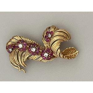 3972- Broche Vintage Or Jaune Diamants Saphirs Roses