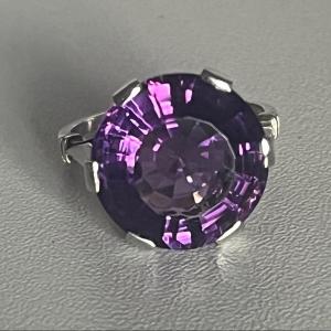 5362- Old White Gold Amethyst Ring