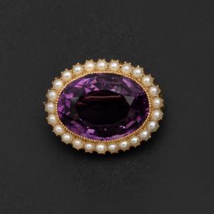 5668- Old Yellow Gold Amethyst Pearl Brooch