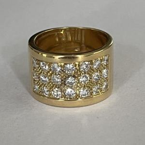 5722- Yellow Gold Diamond Band Ring
