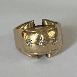 5830- Bague Chevalière Or Jaune Diamants