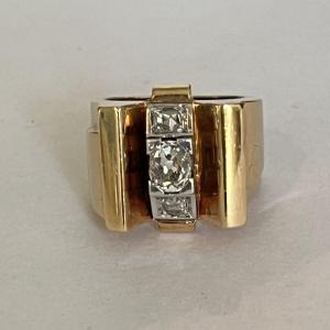 5807- Bague Tank Or Jaune Diamants (0,60 Ct Au Centre)