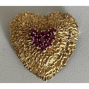 5474- Yellow Gold Ruby Heart Brooch 1970s