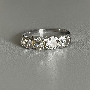 5498- Bague Jarretière Or Gris Diamants