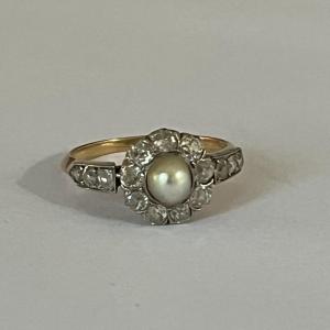 5956- Antique Pompadour Ring Yellow Gold Fine Pearl Diamonds