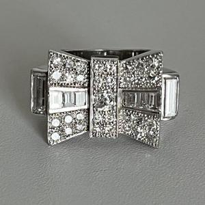 6118- Bague Tank Nœud Platine Diamants