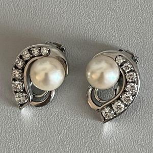 6149- Boucles d'Oreilles Or Gris Platine Diamants Perles Akoya