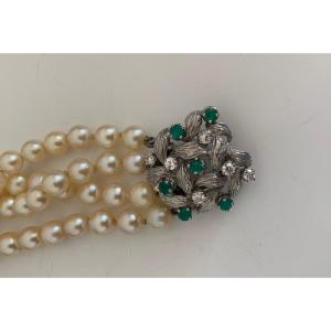 1664- Akoya Pearl Bracelet 4 Rows Emerald Diamond Clasp