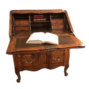 Bureau Dit « scriban » De Style Louis XV En Bois Fruitier 1 Abattant Deux Tiroirs