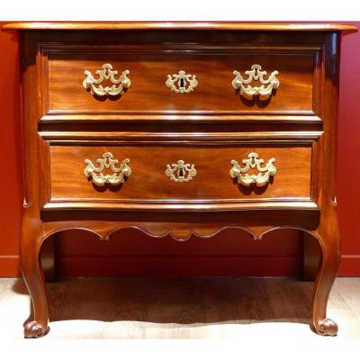 Commode De Port d'époque Louis XV En Acajou De Cuba