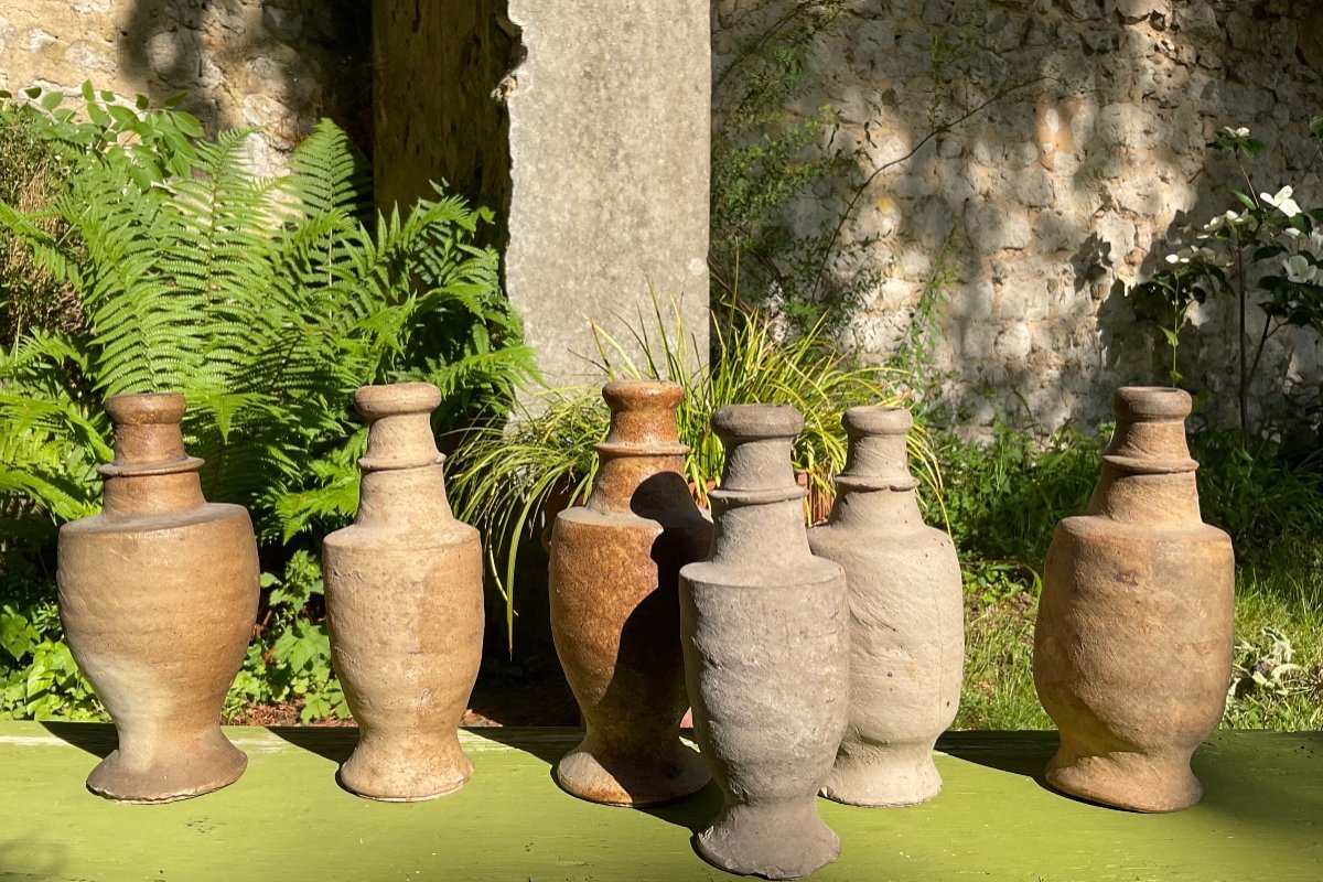 Six 18th Century Terracotta Bottles -photo-3