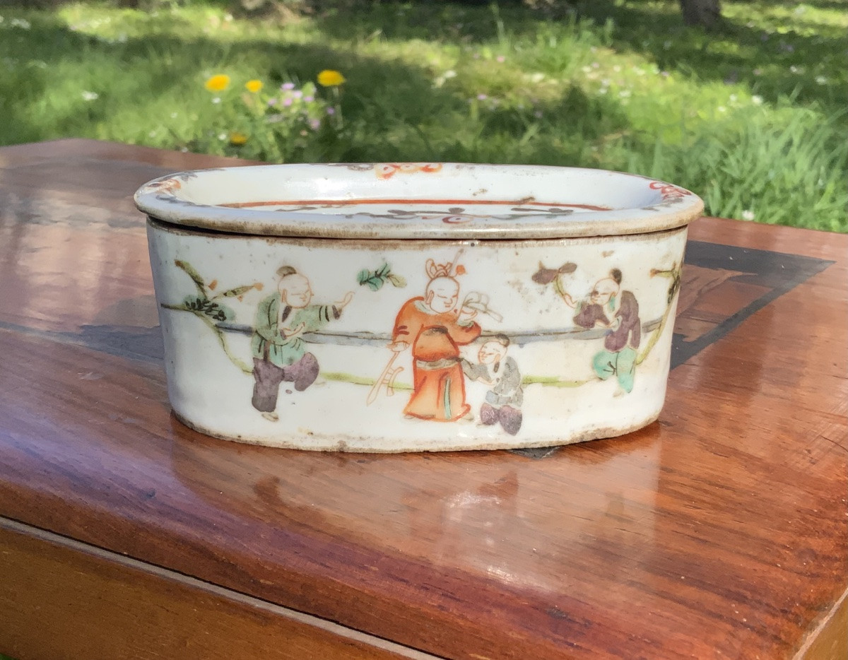 19th Century China: A Cricket Box.-photo-3