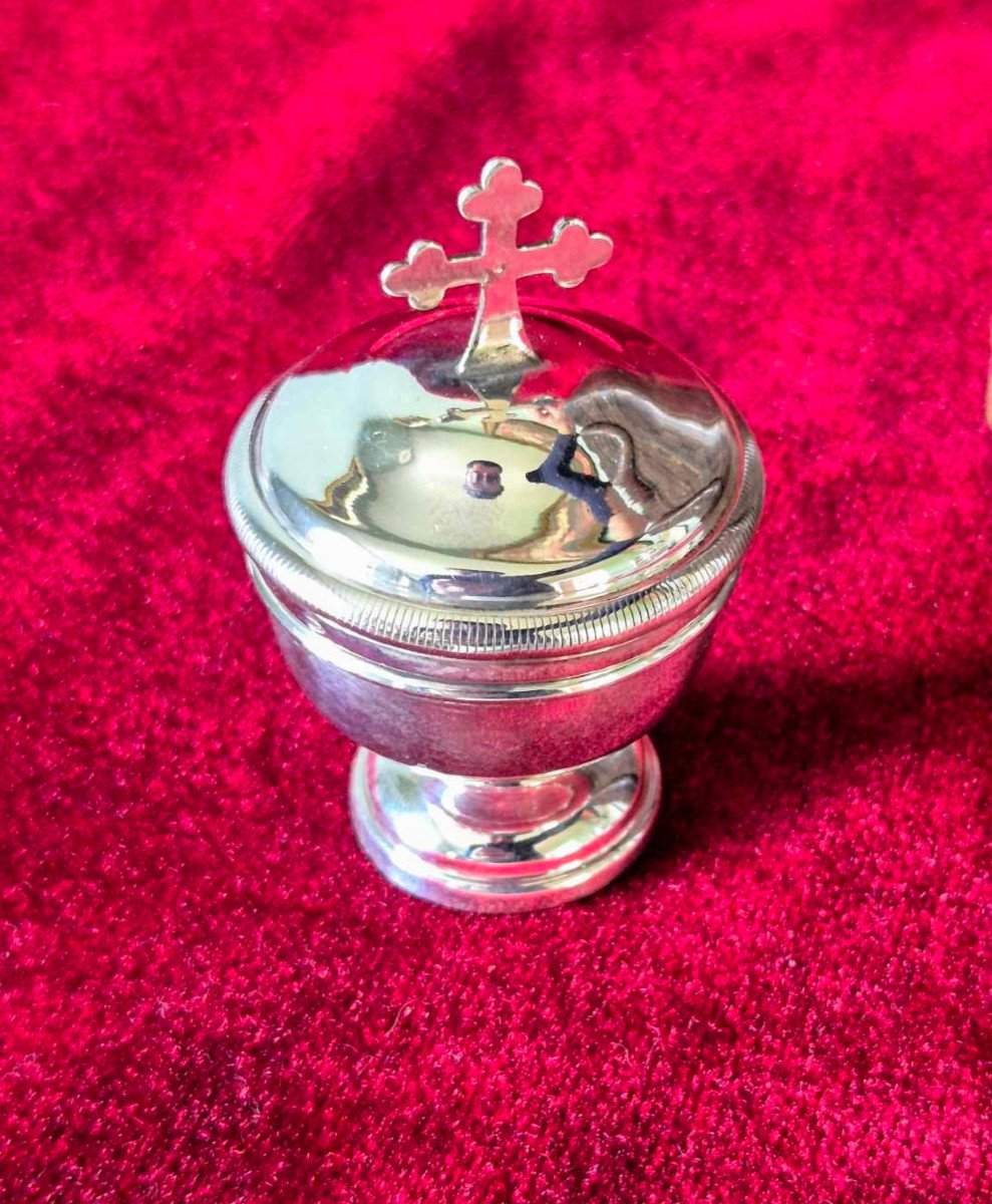 Solid Silver Ciborium For The Sick By Chevron Fres In Paris (1885-1894)