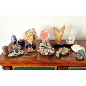 Lot Of Minerals Of The World 