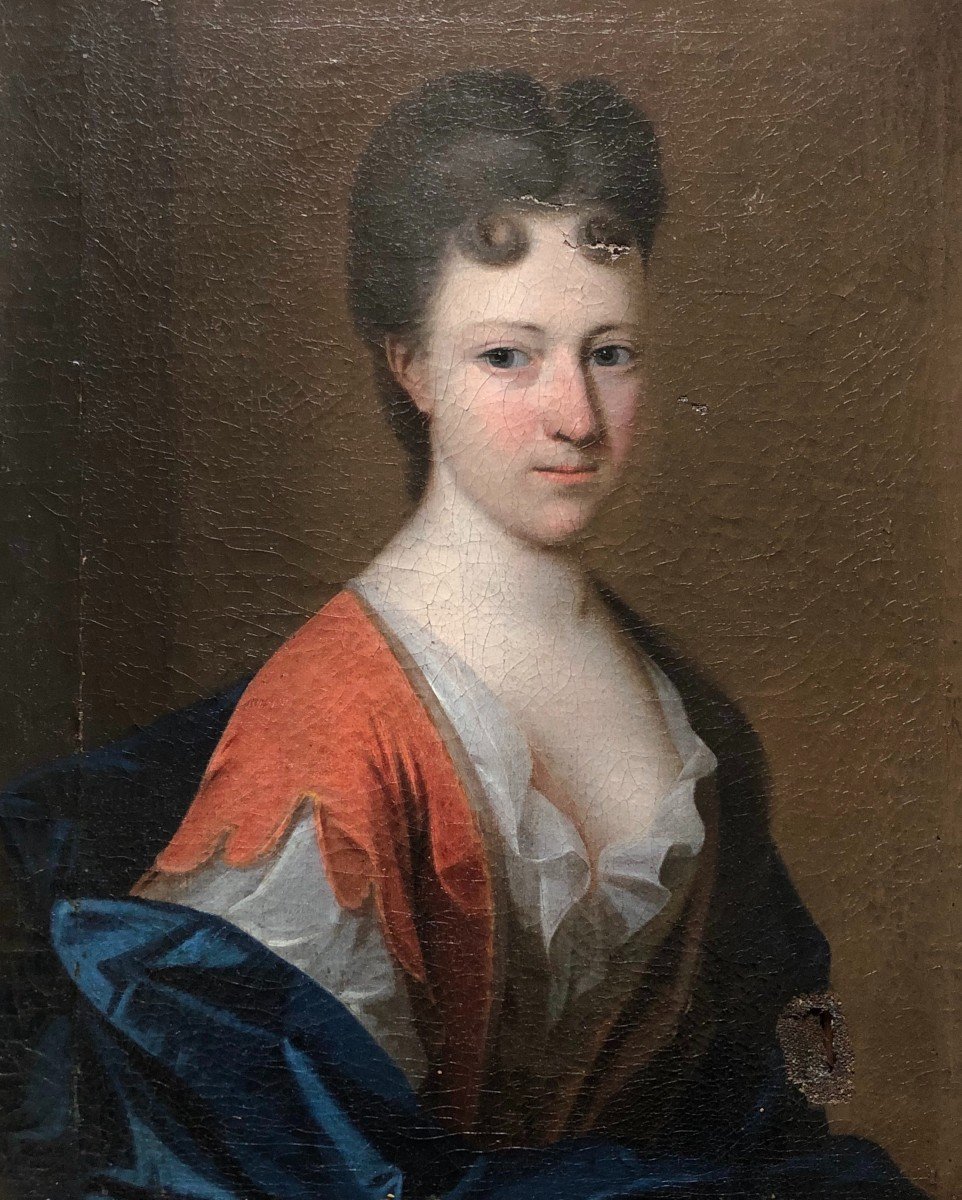 Portrait Of A Woman, Oil On Canvas Early 18th Century To Be Restored