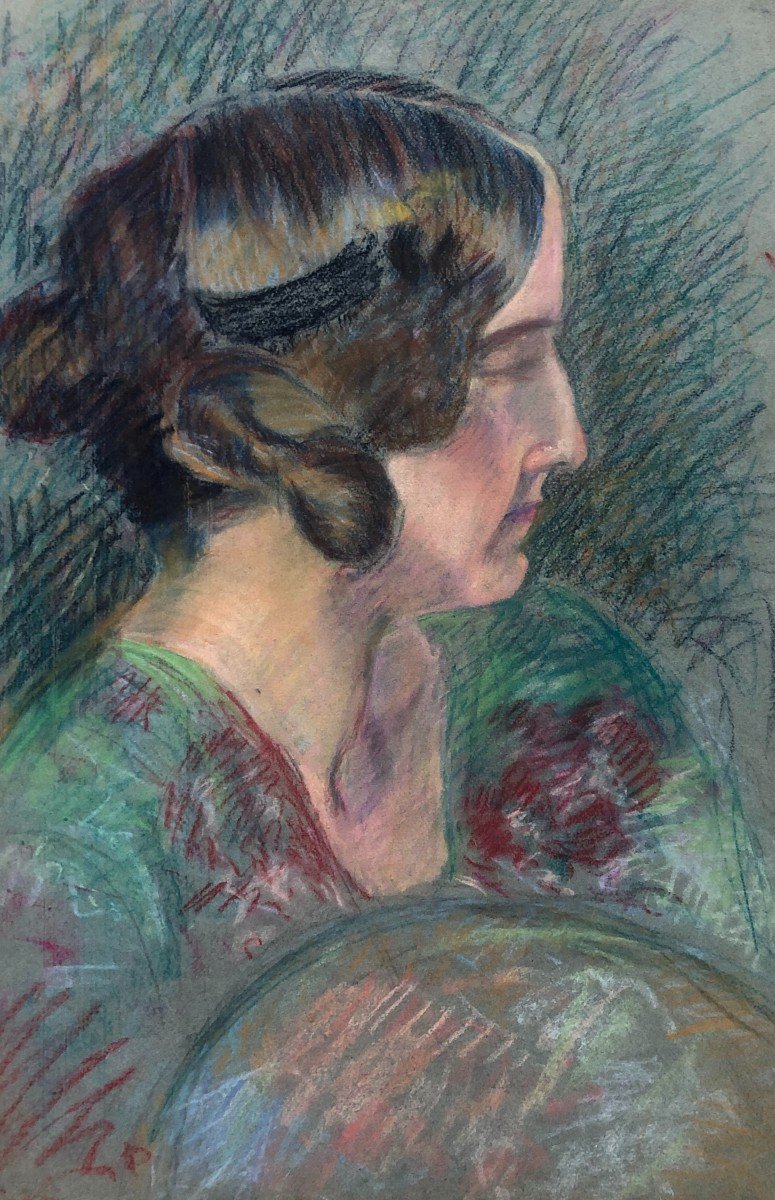 Woman In Profile, Pastel Early 20th Century