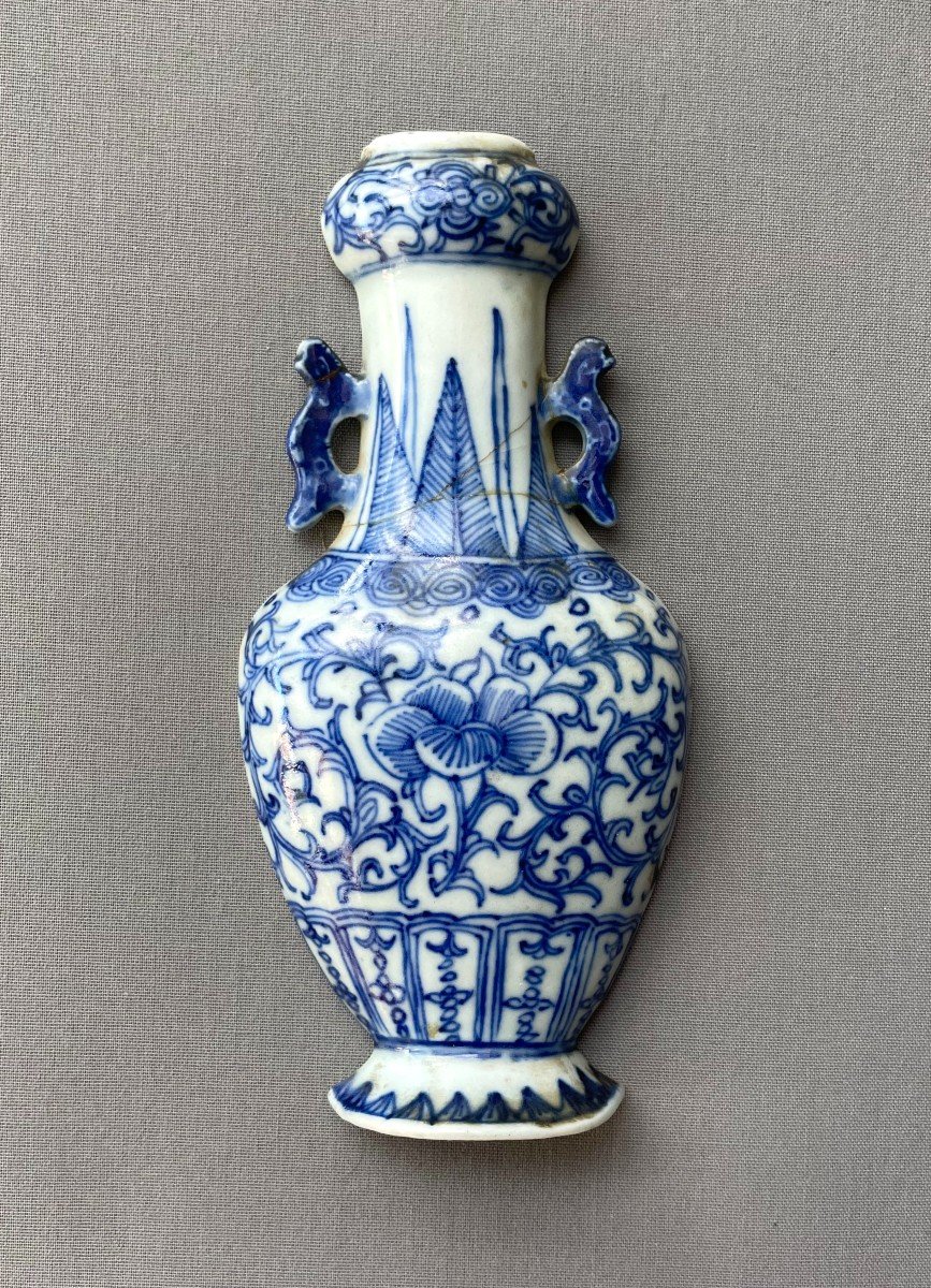 Porcelain Wall Flowerpot, China, 19th Century Or Earlier