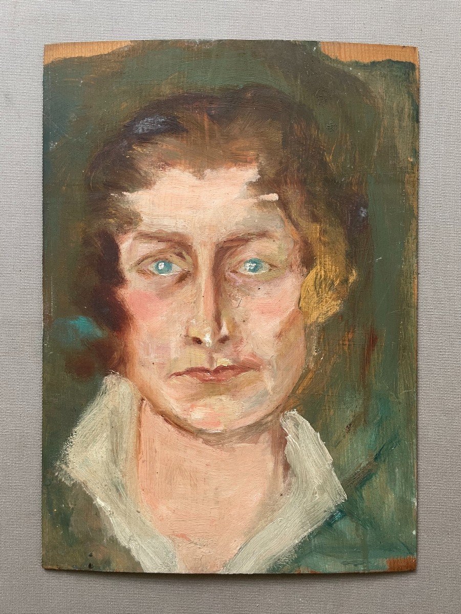 Portrait Of A Woman With Green Eyes, Oil On Panel, Early 20th Century -photo-2