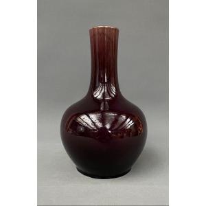 Chine, XIXe, Vase Couleur Aubergine