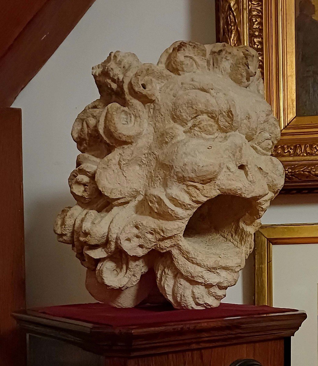 Lion XVIème Siècle - Mascaron De Fontaine Ou Gargouille -