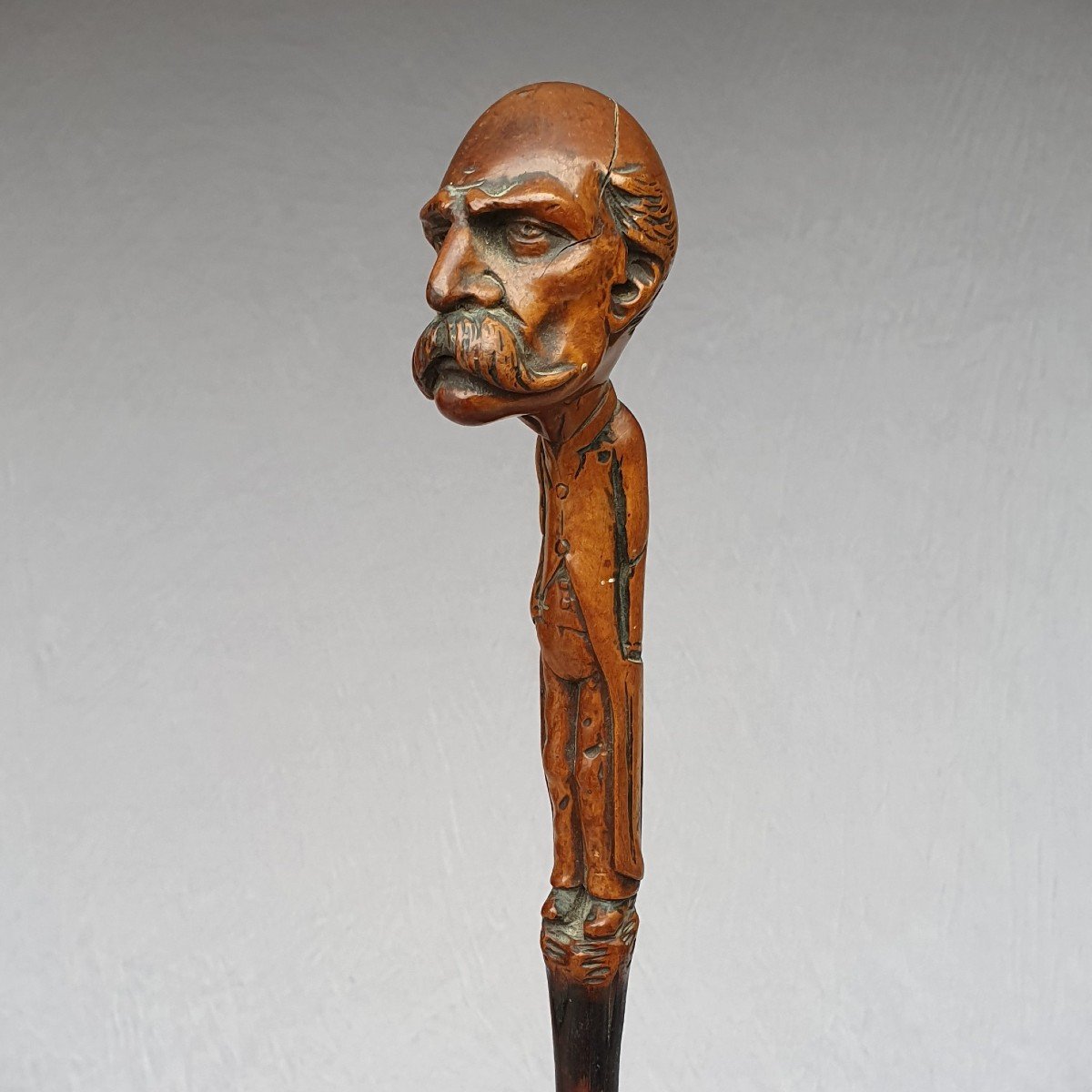 Popular Art Cane, Georges Clemenceau Caricature, Monoxyl Carved Wood, Circa 1906-photo-3