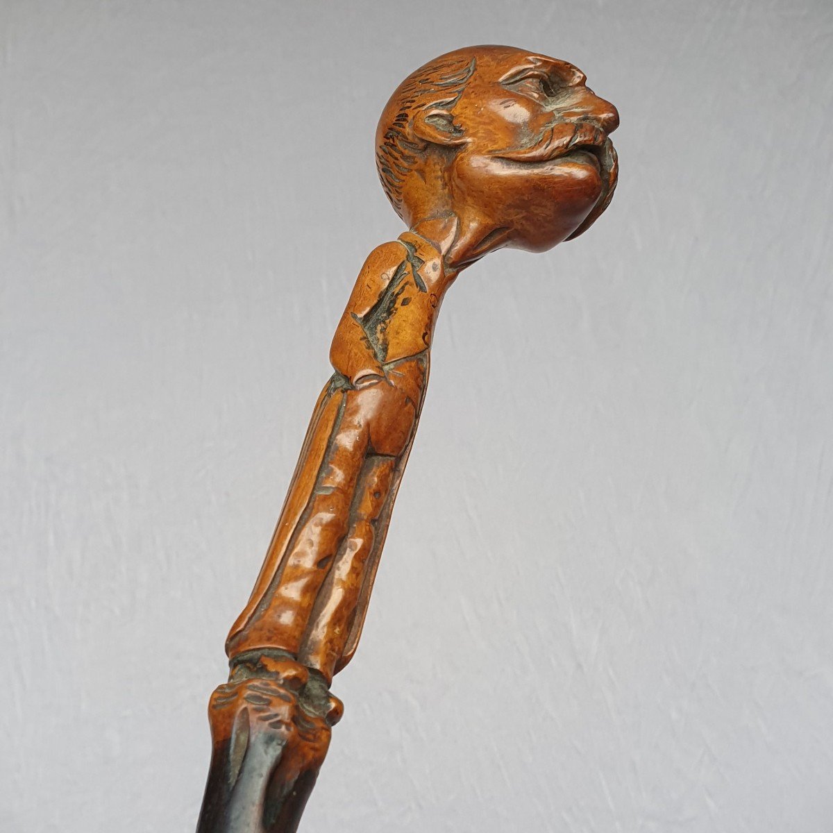 Popular Art Cane, Georges Clemenceau Caricature, Monoxyl Carved Wood, Circa 1906-photo-3