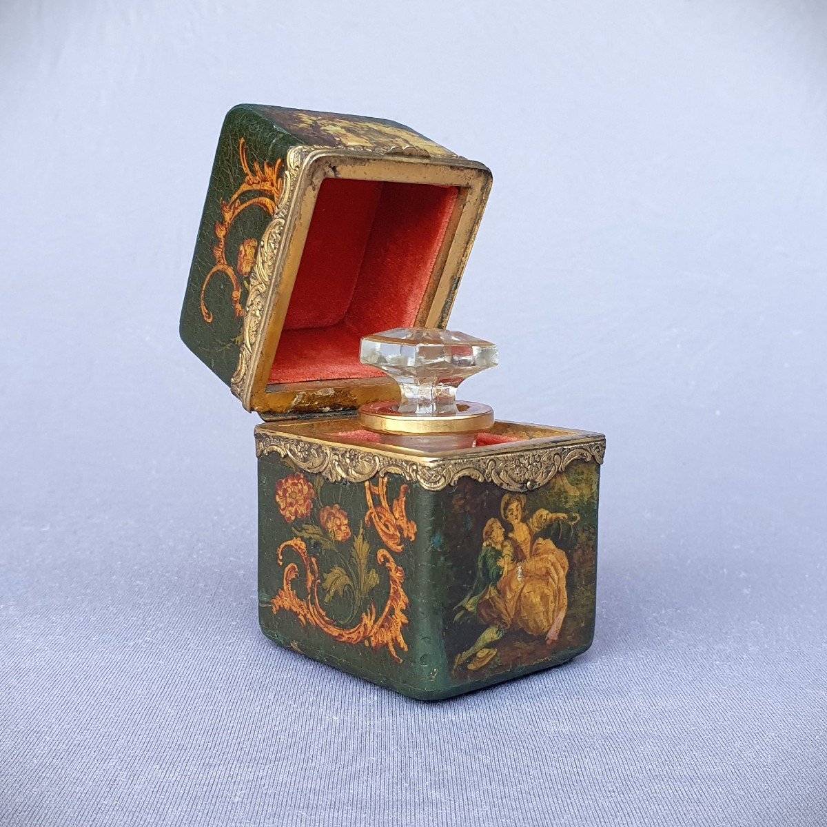 Perfume Bottle In Painted Box Vernis Martin