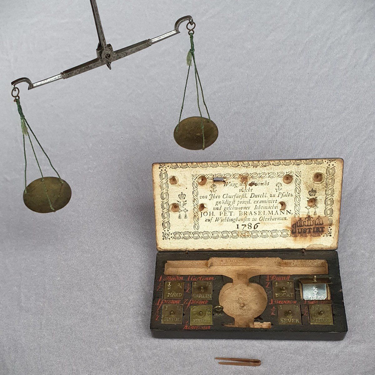 18th Century Trebuchet, Money Changer's Scale, Dated 1786, Complete With Its Weights-photo-4