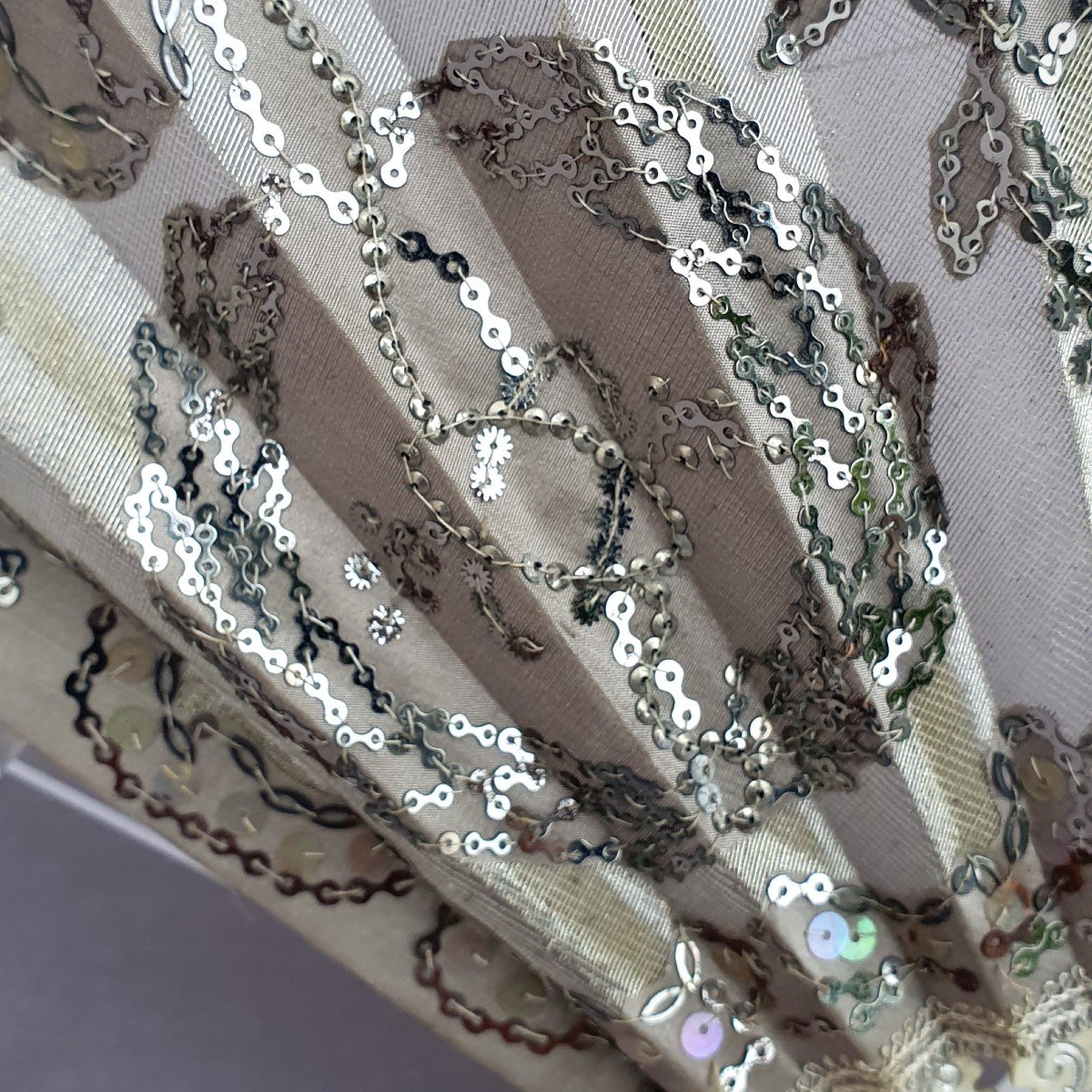 Fan In Sequined And Embroidered Tulle In Its Embroidered Case Circa 1910-photo-4