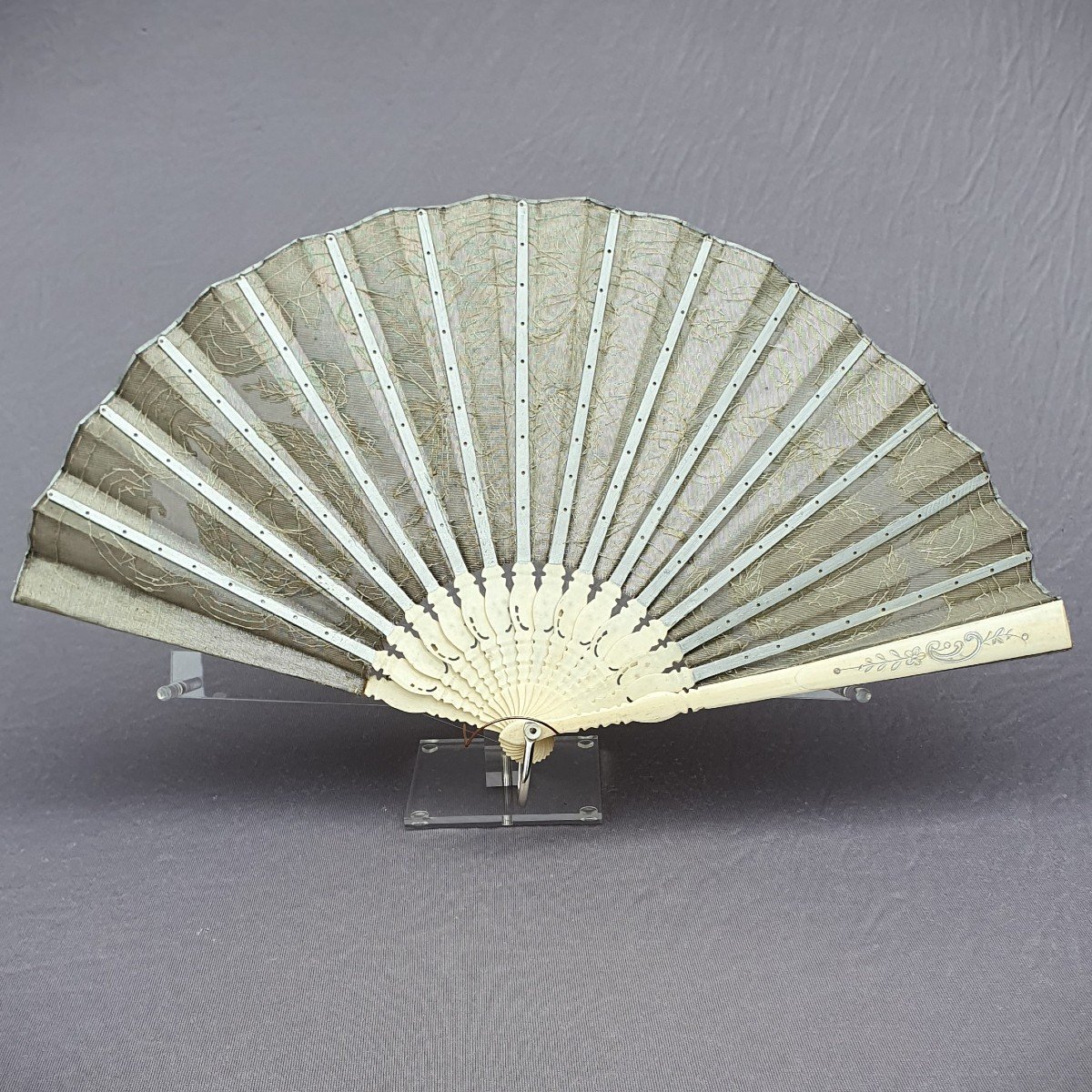 Fan In Sequined And Embroidered Tulle In Its Embroidered Case Circa 1910-photo-2