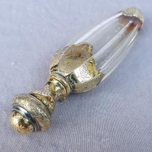 Flacon à sels, parfum, cristal et métal doré, XIXe siècle