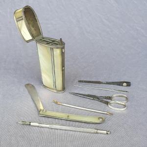 Pocket Kit, Mother-of-pearl, Silver, Late 18th Century / 1800