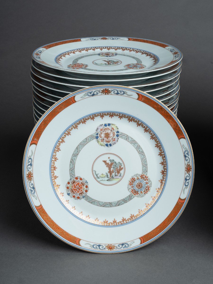 Importante Série De 72 Assiettes Modèle Houqa Par Raynaud Limoges -photo-1