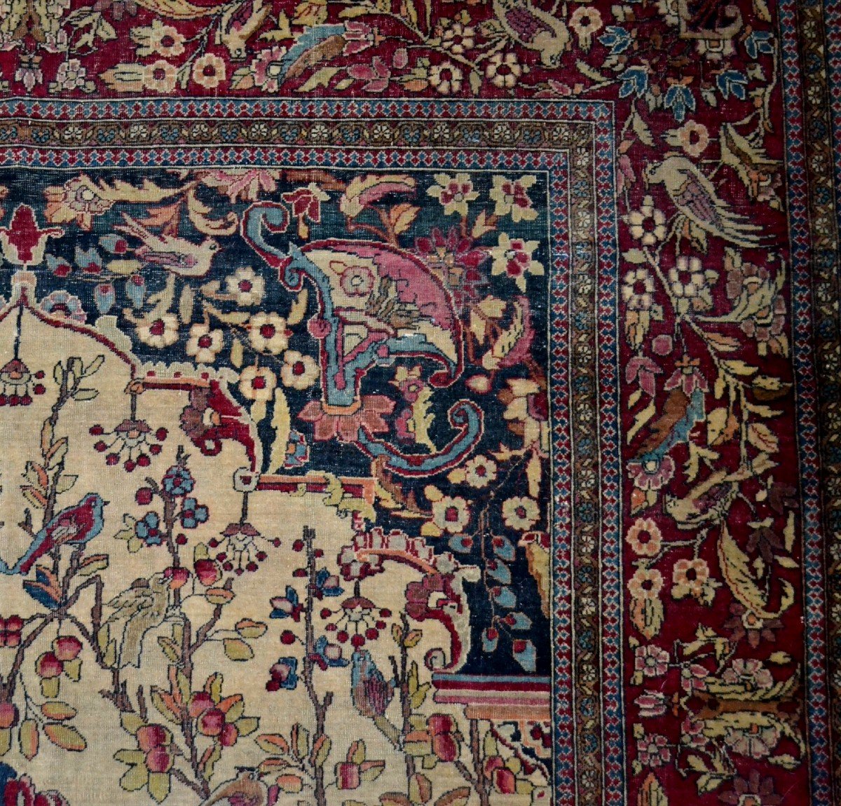 Tapis Ispahan ancien de forme prière, 137 x 207 cm, laine nouée main Perse (iran) fin du XIXème-photo-6