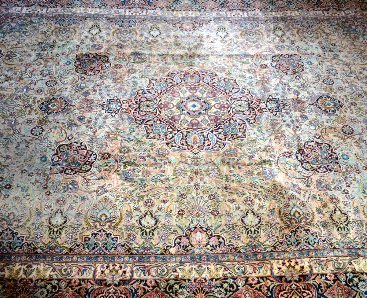 Tapis soie du Cachemire, 236 cm x 330 cm, soie nouée main vers 1970, Cachemire, nord de l'Inde-photo-4