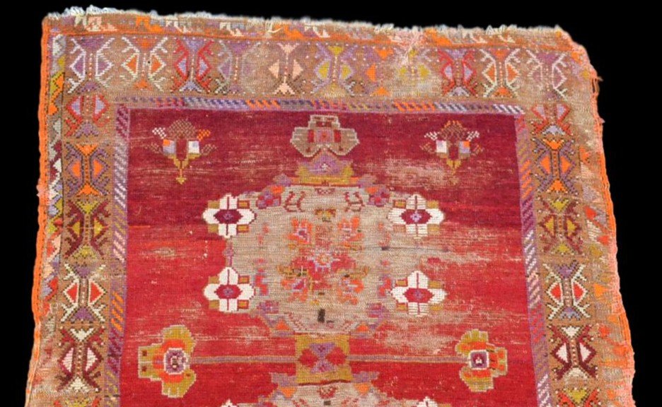 Tapis çal-zeyve ancien, Anatolie, Turquie, 115 x 155 cm, laine, fin du XVIIIème, début XIXème-photo-1