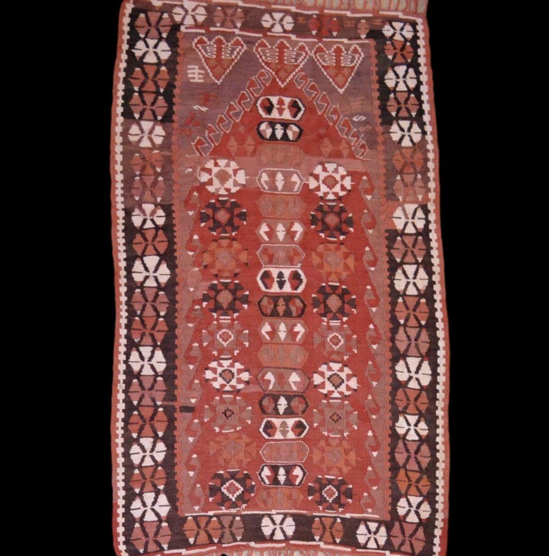 Kilim anatolien, 77 cm x 138 cm, laine nouée main, décor de niche, vers 1960/1970 parfait état