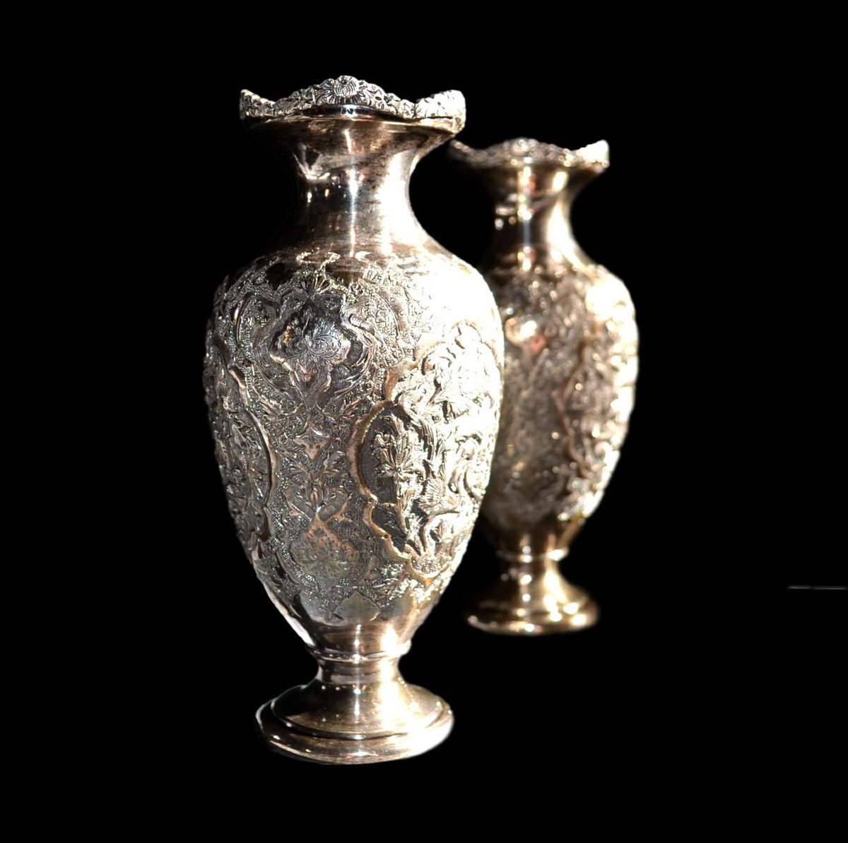 Paire de vases de mariage, fin de la Dynastie Kadjar, Perse, début du XXème, en métal argenté-photo-8