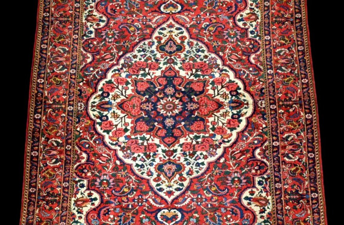Old Bakhtiar, 147 Cm X 211 Cm, Hand-knotted Wool In Persia, Iran Circa 1920-1930, Very Good Condition-photo-2