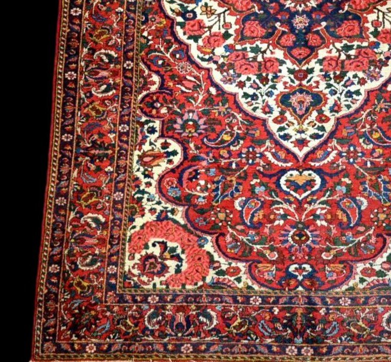 Old Bakhtiar, 147 Cm X 211 Cm, Hand-knotted Wool In Persia, Iran Circa 1920-1930, Very Good Condition-photo-3