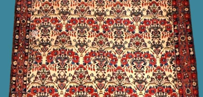 Old Abadeh Rug, 162 Cm X 220 Cm, Hand-knotted Wool, Iran Circa 1930 - 1940, In Very Good Condition-photo-1