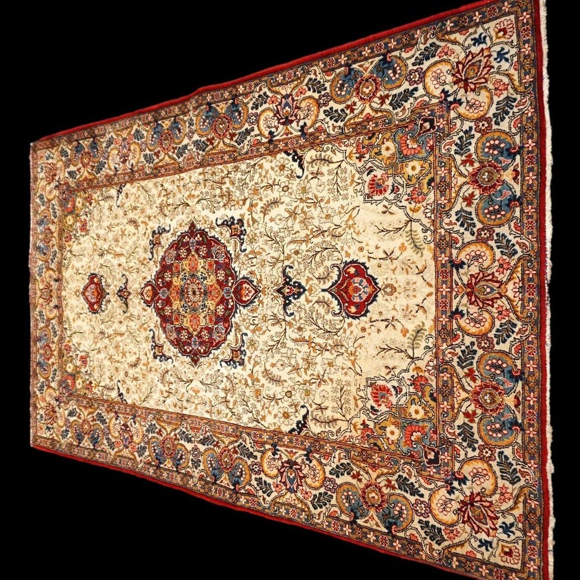 Tapis Kashan, 135 x 213 cm, laine nouée main en Iran vers 1960, rare dessin, en très bon état-photo-4