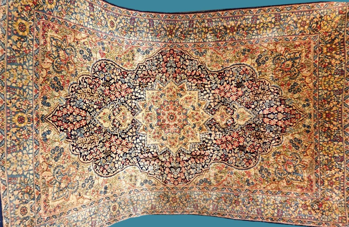 Kirman Floral Rug, 155 Cm X 248 Cm, Hand-knotted Wool Circa 1970 In Iran, In Very Good Condition-photo-3