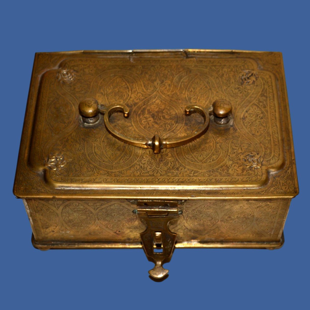 Brass Cosmetic Box Chiseled With Mandorles, Rajasthan, India, 19th Century, In Very Good Condition-photo-2