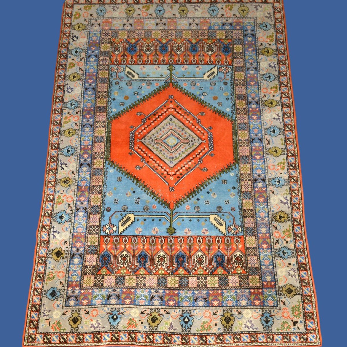 Tapis de Rabat, 200 x 305 cm, laine nouée main au Maroc vers 1960-1970 en très bon état d'usage