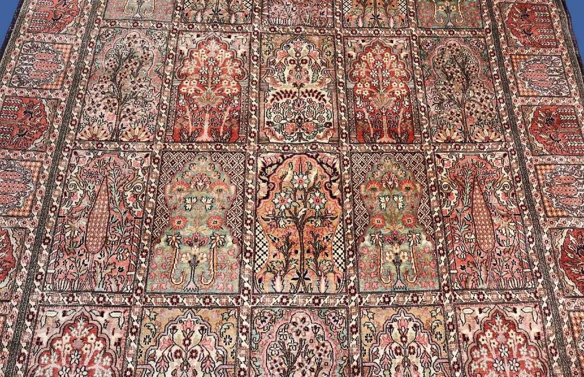 Silk Carpet From Srinagar, Kashmir, 184 X 281 Cm, Hand-knotted Silk, Jammu And Kashmir, 1970-photo-4