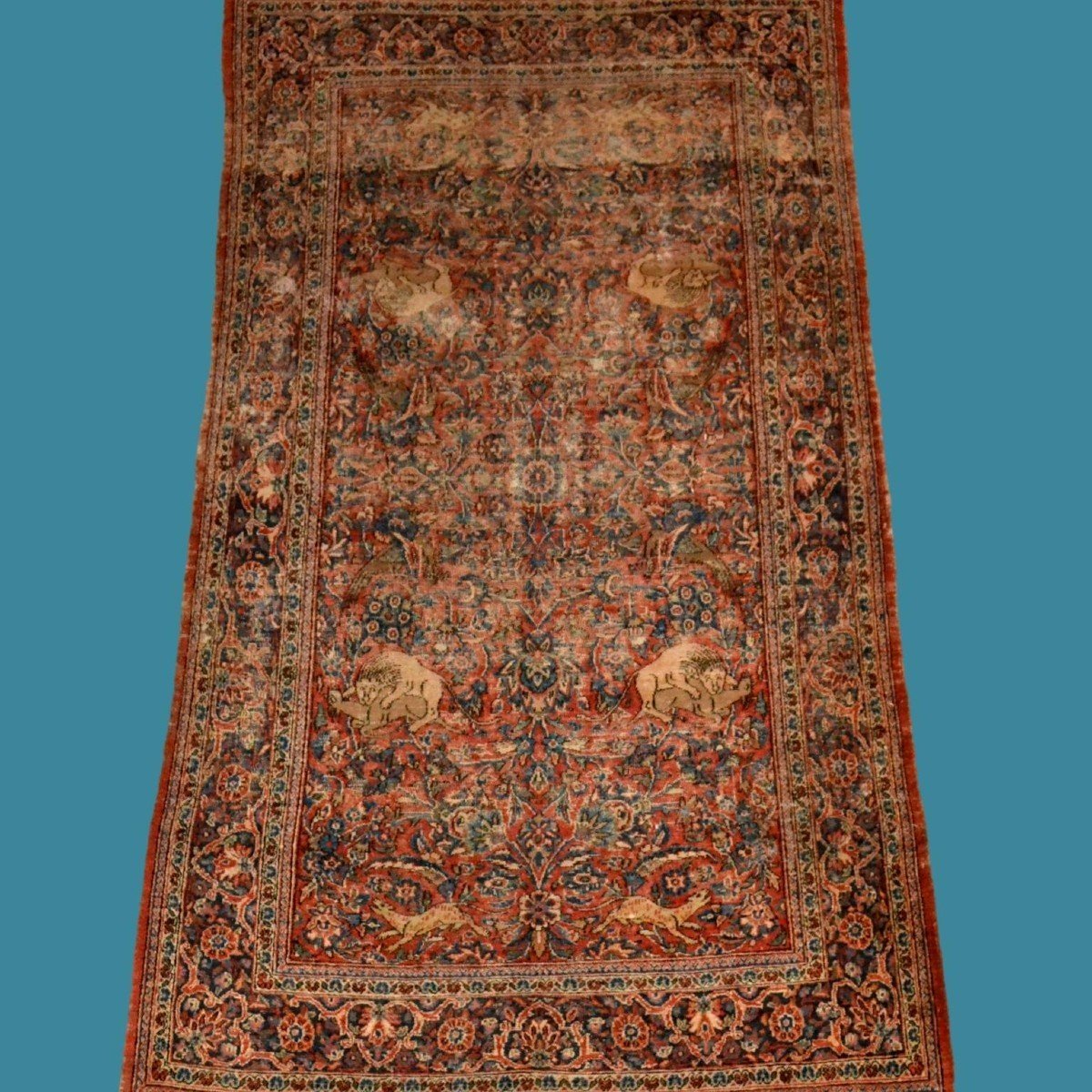 Tapis Ispahan ancien scène de chasse, 124 x 203 cm, laine nouée main en Perse au XIXème siècle-photo-7