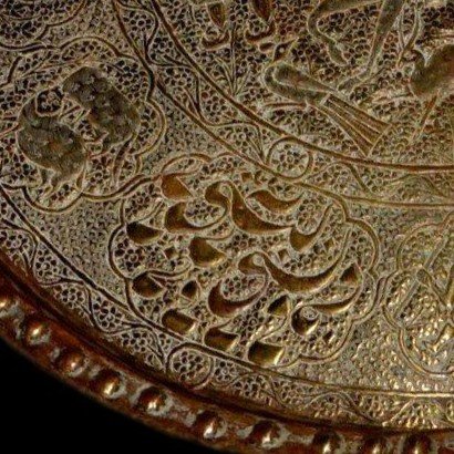 Important Tray, Hand-chiseled Brass, D-57 Cm, "aisha, The Battle Of The Camel" Persian 19th Century-photo-4