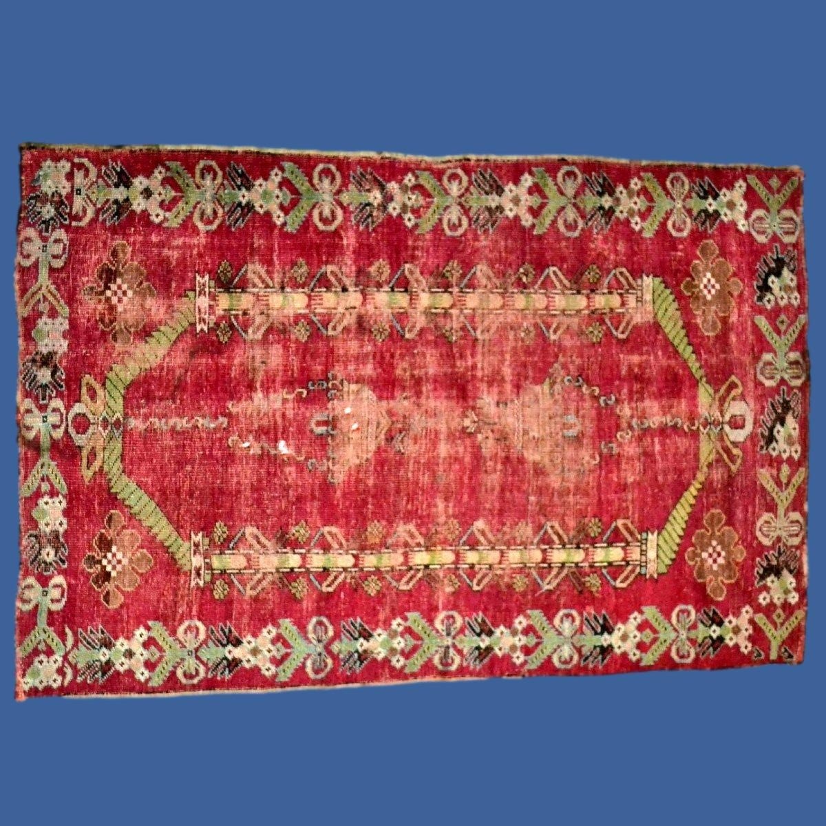 Tapis Kirsehir-Medjidi, 102 x 158 cm, Art Ottoman, laine sur laine nouées main, milieu  XIXème-photo-2