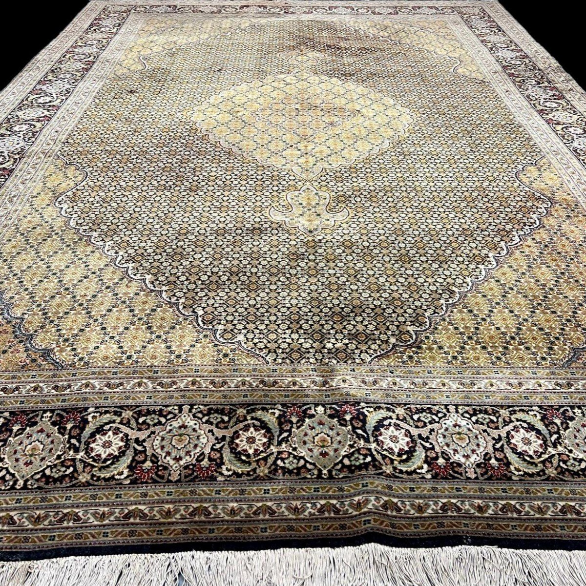 Moud Mahi Rug, 198 X 296 Cm, Wool & Silk, Hand Knotted In Iran Around 1980, In Beautiful Used Condition-photo-8